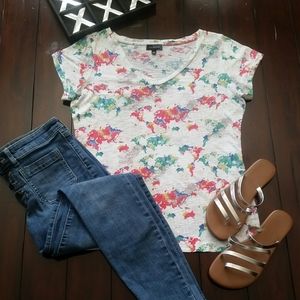 The Limited. Size medium. World map print t-shirt.